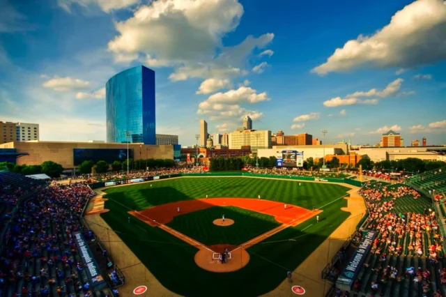 We might be biased- but summer in Indiana is something special! One of the highlights is catching an Indianapolis Indians baseball game at Victory Field! Less than a mile from the Omni - it’s a perfect chance to experience one of the many family activities Indy has to offer this summer 🎆⚾️🌭 don’t miss out- REGISTER TODAY!
